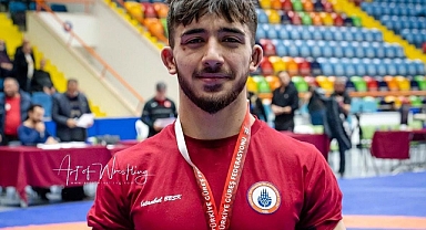 Emre Kural Güreşte Şampiyon oldu