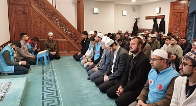 Gençlik Cami'de Buluştu