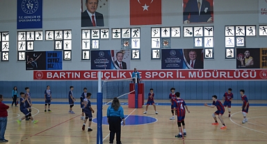 Midi Erkek ve Kızlar Türkiye Şampiyonaları başladı