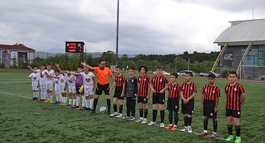 U11 Liginde Bartın Ankaspor farklı kazandı