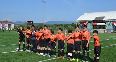 U13’de Yeni Bartın ilk maçı hükmen kazandı