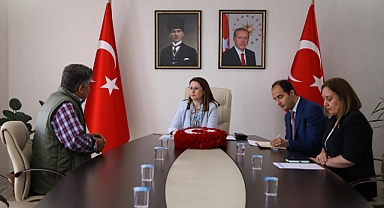 Vali, Halkı Dinledi