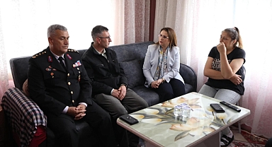 Vali, Yalnız Bırakmadı