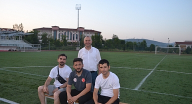 Şerif Sevinçhan minik maçları izledi