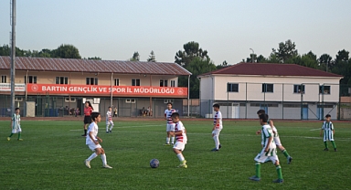 U11 Liginde Bartın Gençlerbirliği farklı kazandı