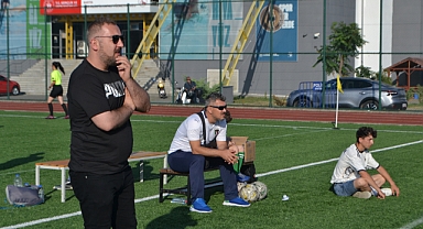 Kozcağız Belediyespor geleceğe güvenle bakıyor