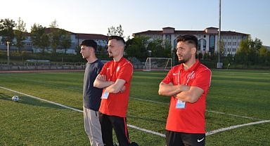 U11 Minikler şenliği renkli geçti