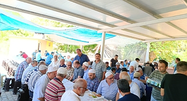 Aşure İkram Edildi