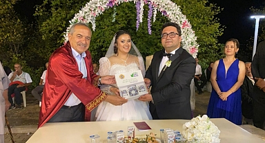 Başkan, Mutluluklarına Ortak Oldu