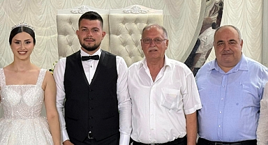Düğüne Katıldı