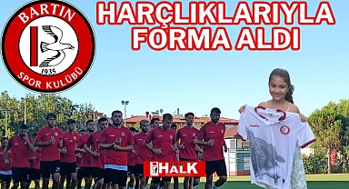 Harçlıklarıyla Bartınspor forması aldı