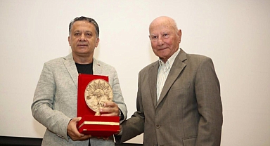 Mehmet Ali Dim'e Meslek Onur Ödülü