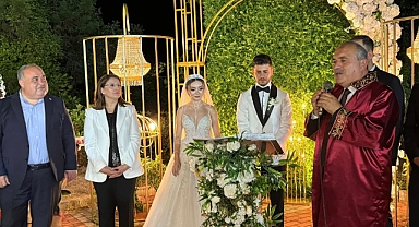 Protokol İsimleri Düğüne Katıldı