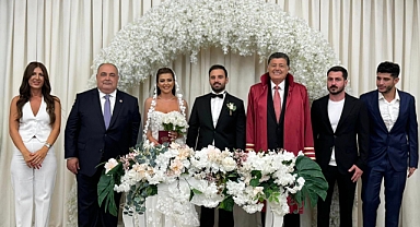 Yalçınkaya, Nikâhlarını Kıydı