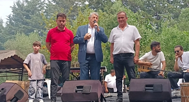 Akın, İstanbul'da