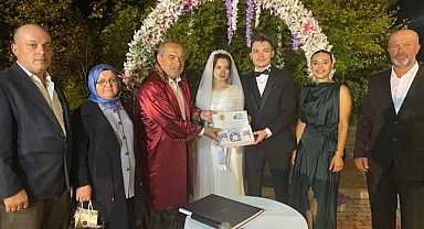 Başkan Nikah Kıydı