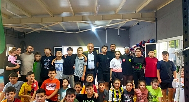 Başkan Uzun antrenmanı ziyaret etti