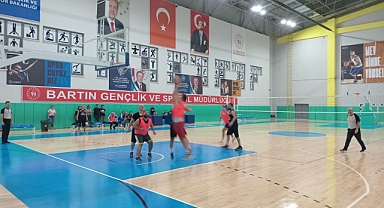 Kamu Spor Oyunları’nda M.E.B şampiyon oldu