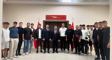 Ülkü Ocakları Kaymakamı ziyaret etti