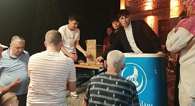Ülkü Ocakları lokma dağıttı