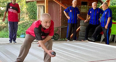 Yetişkin Gençlerin Şampiyonluk Yolculuğu Devam Ediyor