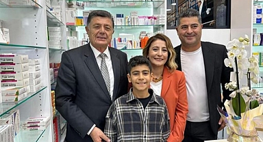 Açılışlara katıldı