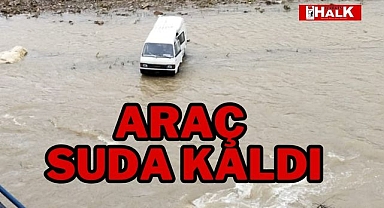 Araç Suda Kaldı