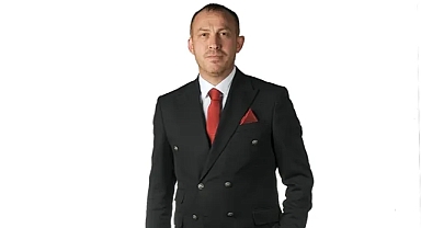 Bir Tepki de Ondan