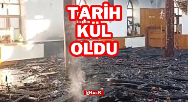 Tarihi Camide Büyük Tahribat