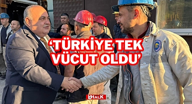 'Türkiye Tek Vücut Oldu'