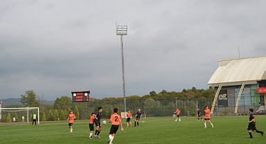 U14 derbisini kazanan çıkmadı
