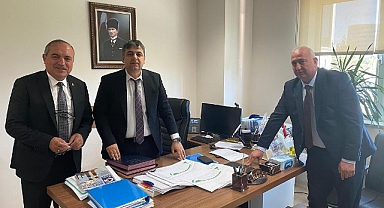 Ulus için çalmadık kapı bırakmıyor