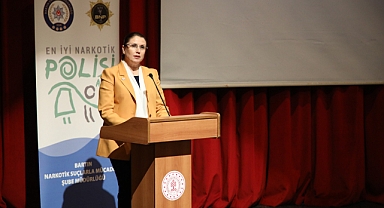 Vali Annelere Seslendi