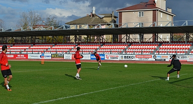 Bartınspor hazırlıklarını sürdürdü