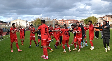 Bartınsporlu futbolcular “Erik Dalı” oynadı