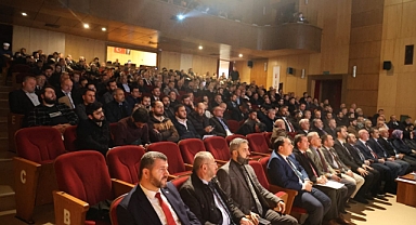 Din Görevlilerini Topladı