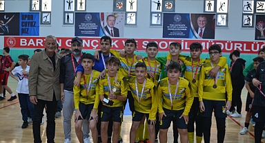 Futsal’da 3’üncülük maçı bol gollü geçti