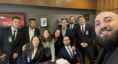 Gençlerle Mecliste Buluştu