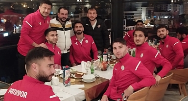 Karakaskaoğlu’ndan Bartınspor’a baklava ikramı