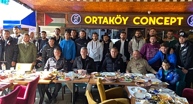 Martı Kahvaltıda Buluştu