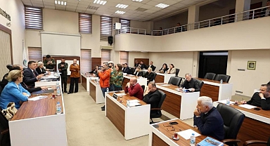 MECLİS TOPLANTISINDA 15 MADDE GÖRÜŞÜLDÜ