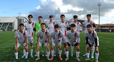 U18’de ilk yarıyı B.Gençlerbirliği lider bitirdi