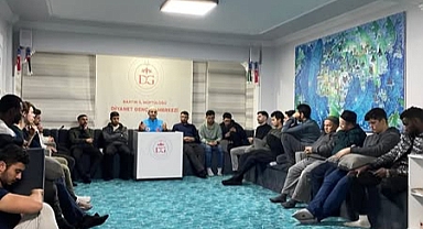 Diyanet Gençlik Merkezi’nde sohbetler sürüyor