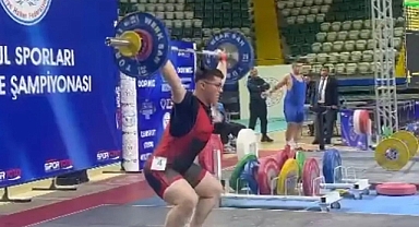 Halterde Muhammet Yiğit Çakmak Türkiye 3.oldu
