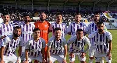 Sinopspor’un zirve inadı sürüyor