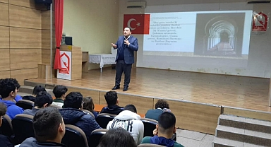 200 öğrenci katıldı