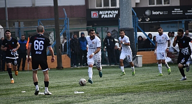 BAL’da maçlarında heyecan sürüyor