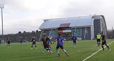 Bartıngücüspor iddiasını güçlendirdi:2-1