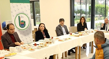 Basın mensuplarıyla bir araya geldi