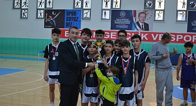 Basketbol Akademi U14’de şampiyon oldu